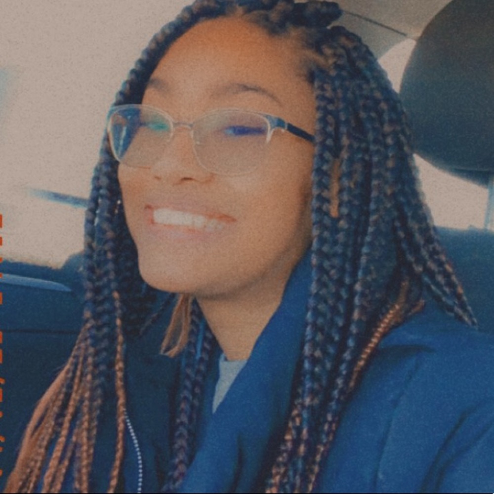 Meet your Posher, Candace